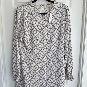 Loft White & Black Floral Pattern Long Sleeve Dress NWT Size 10 With Ruffled Hem